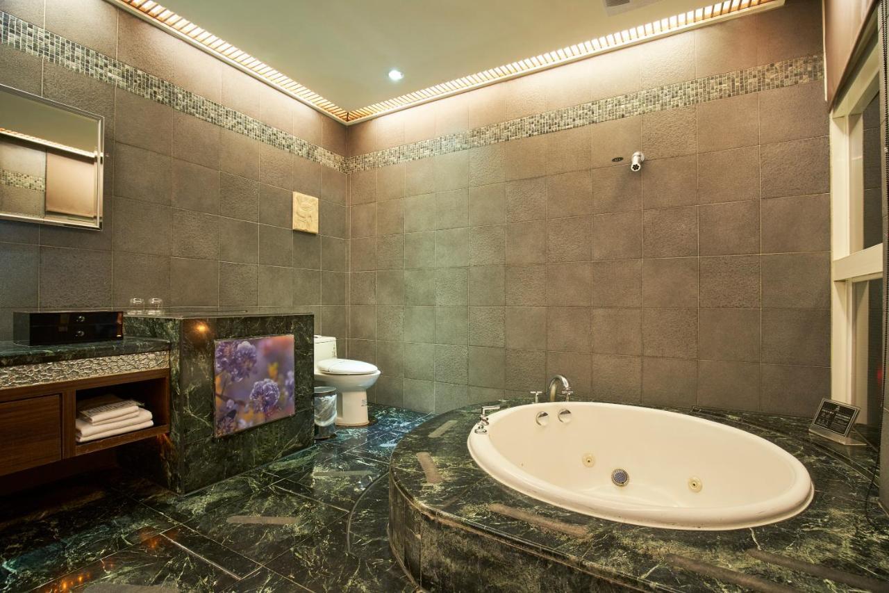 Dongfeng Motel Guishan Dış mekan fotoğraf
